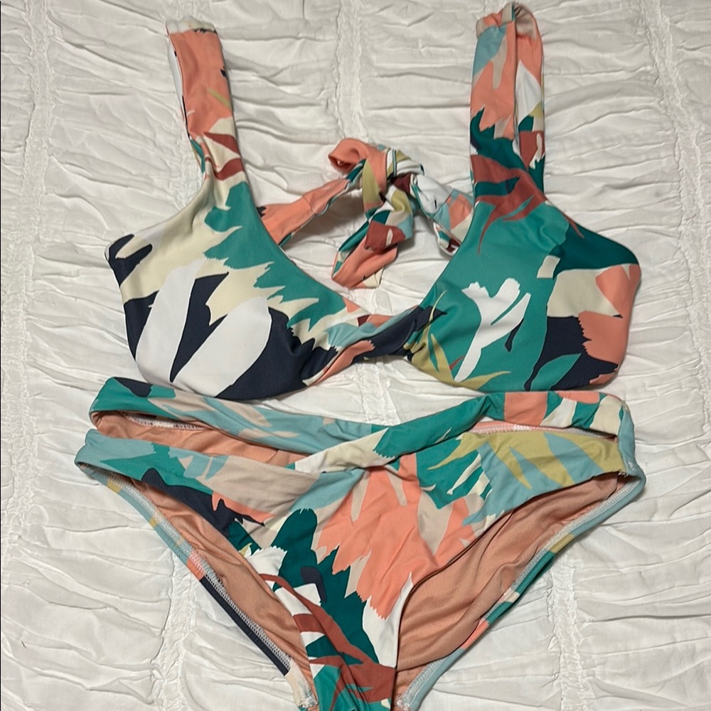 Colorful Leaf Print Bikini Set